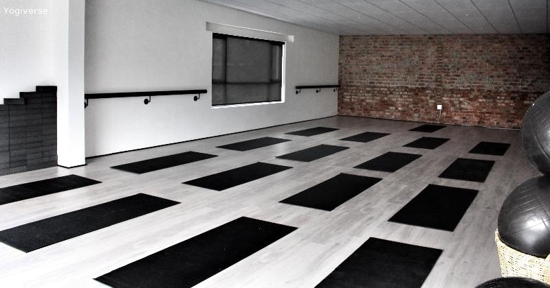 Unolome Yoga & Little Yogis